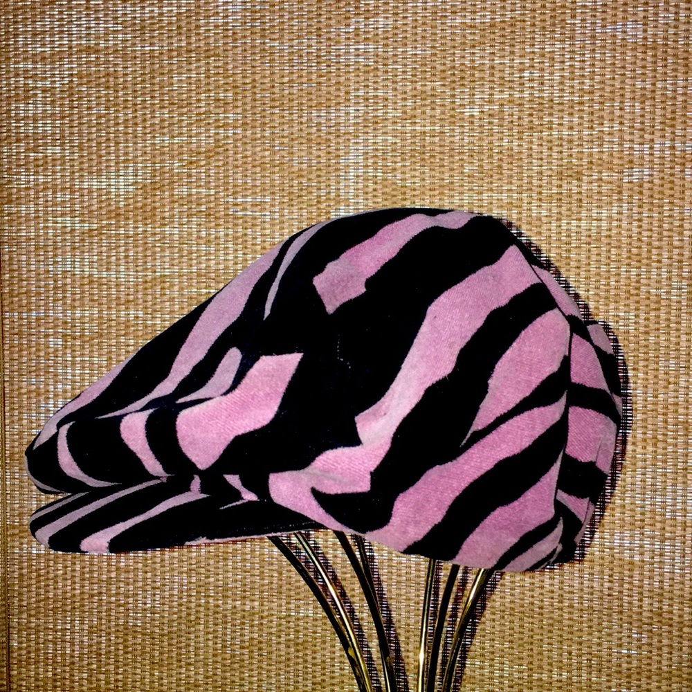 Velvet Animal Print La Coppola Storta Hat & Scarf